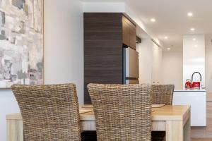 Köök või kööginurk majutusasutuses North-Facing APT 3 min to Canberra Times Fountain - Hosted by CanStay