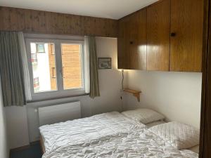 Postel nebo postele na pokoji v ubytování Combyre COMFORTABLE & CENTER apartements
