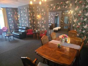 布莱克浦ROSE的相册照片