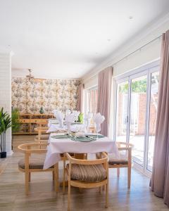 Galería fotográfica de 36 Alexander Guesthouse,Highlands,Harare en Highlands