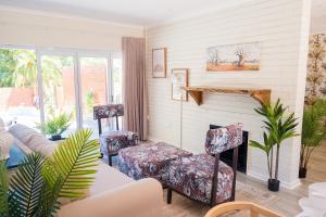 Galería fotográfica de 36 Alexander Guesthouse,Highlands,Harare en Highlands 48 fotos más