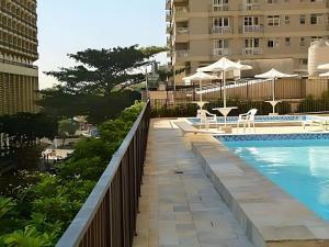 Бассейн в MS145. Excelente apartamento em andar alto no Arpoador! или поблизости