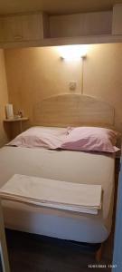 Postel nebo postele na pokoji v ubytování Havre de paix pour 2 à 4 pers.