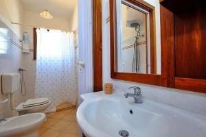 A bathroom at Masseria Bianca