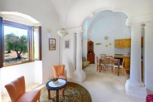 A seating area at Masseria Bianca