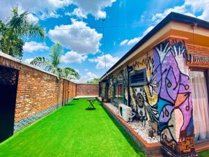 Gambar di galeri bagi JLA Homes Ltd di Danfa