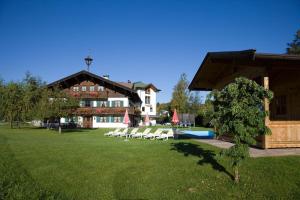 Vrt ispred objekta Hotel Gasthof Obermair