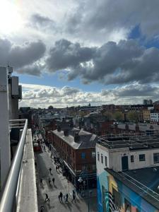 Nespecifikovaný výhled na destinaci Dublin nebo výhled na město při pohledu z apartmánu