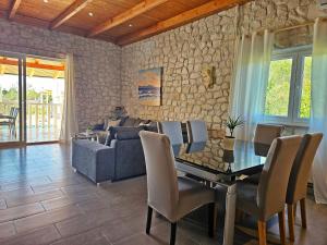 Posedenie v ubytovaní Flamingo - House with private pool