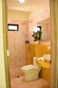 Un baño de Hotel Amavi