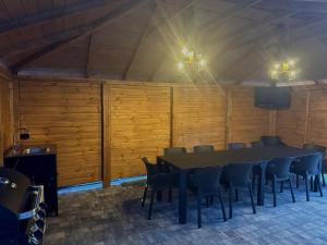 Zaplecze biznesowe lub konferencyjne w obiekcie La Mer Pokoje i Apartamenty