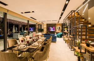 Fotografie z fotogalerie ubytování 4 BDR Ultra Luxury With Cinema Room Villa Victoria v destinaci Kaş