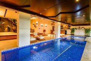 Fotografie z fotogalerie ubytování 4 BDR Ultra Luxury With Cinema Room Villa Victoria v destinaci Kaş