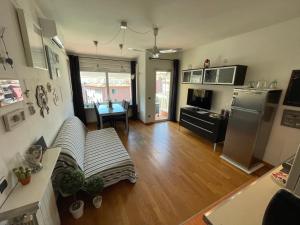 Kuchyňa alebo kuchynka v ubytovaní Ledonia Apartment