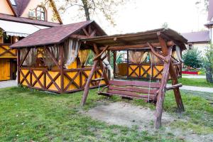 Vonkajšia záhrada v ubytovaní Hotel Krakow