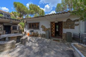 Bygningen som villaen ligger i