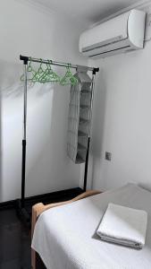 Voodi või voodid majutusasutuse Femyli rooms toas