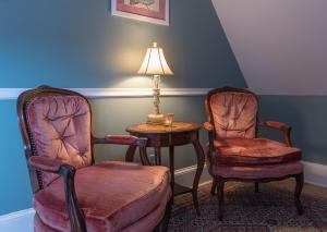 Posezení v ubytování William Henry Miller Inn