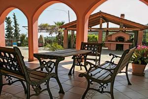 A balcony or terrace at Villa Fiorita