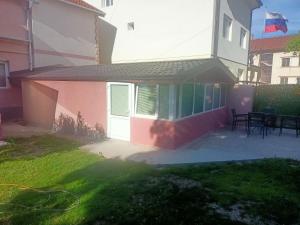 Gallery image of Apartman Ksenija in Soko Banja +4 photos