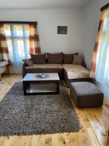 Posezení v ubytování Apartmani Nikola Dojkinci