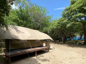 山林小屋周边自然景观