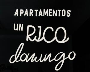 Certifikát, ocenenie alebo iný dokument vystavený v ubytovaní Apartamentos "Un Rico Domingo", Parking solo planta baja