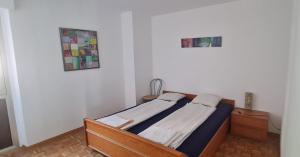 Ліжко або ліжка в номері Melide al Doyro 10 24