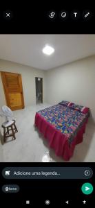a picture of a bedroom with a bed in a room at Camping & hostel tô á toa jeri in Jericoacoara
