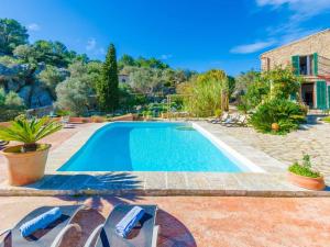 Bazen u objektu Sobreamunt - Villa With Private Pool In Esporles Free Wifi ili u blizini