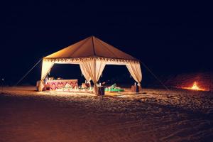 Hosté ubytování Jaisalmer Marriott Resort & Spa + 37 fotografií