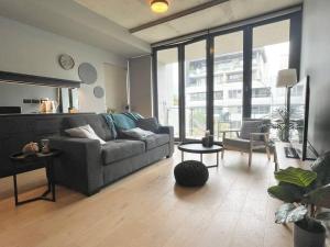 Posezení v ubytování Foreshore apt -sleeps 4 -free parking -WI-FI