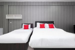 Postel nebo postele na pokoji v ubytování Summer Hotel + 12 fotografií