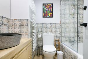 Koupelna v ubytování LUDERNA - Apartamento Espiargo + 10 fotografií