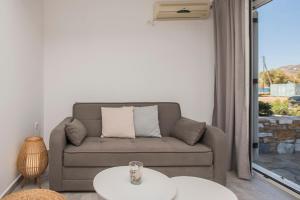 Gallery image of Olea Suite by the sea in Víssa