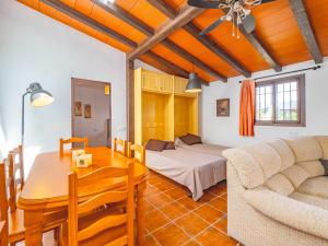 Postel nebo postele na pokoji v ubytování Cubo's Casita Rural Haro