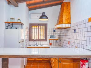 Kuchyň nebo kuchyňský kout v ubytování Cubo's Casita Rural Haro