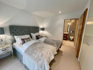 Spacious Family Apt Flims close to Lake Cauma客房内的一张或多张床位