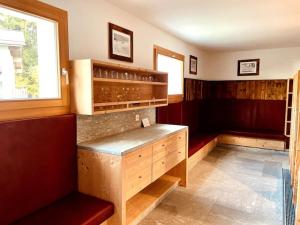 Fotografie z fotogalerie ubytování Spacious Family Apt Flims close to Lake Cauma v destinaci Flims + 37 fotografií