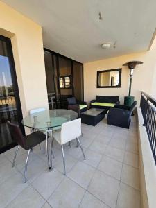 Posezení v ubytování Mediterranean Sunrise Apartments A1
