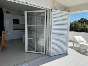 Zdjęcie z galerii obiektu Mirakul Apartments w mieście Vir