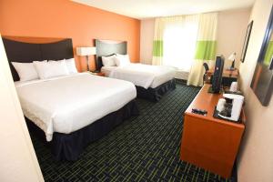 Gallery image of AmericInn by Wyndham Topeka in Topeka