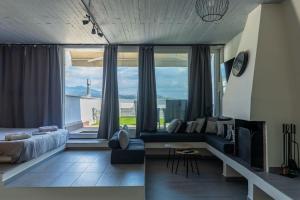 Posezení v ubytování DeKo Penthouse Suite