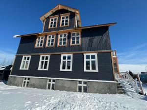 Gallery image of Hoepfner and Tulinius Historical Houses in Akureyri