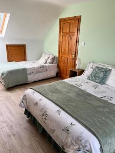 Katil atau katil-katil dalam bilik di Dal Riada B&B