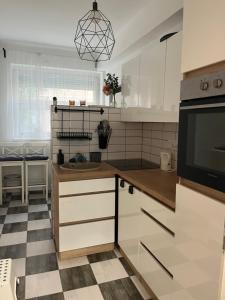Thököly Apartman Zugló 1146 Budapest, 112/A Thököly út kép - 2