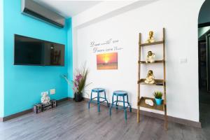 Televízia a/alebo spoločenská miestnosť v ubytovaní Nerja City Center Apartment - Happy Rentals