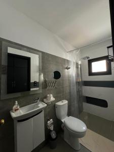 Bilik mandi di VILLA ADAM TANGIER