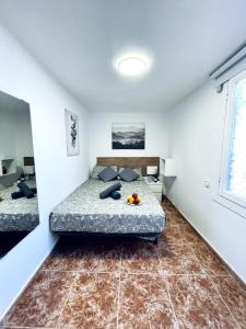 - une chambre avec 2 lits dans l'établissement Cardenales, à Barcelone