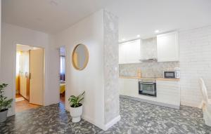 Kuchyňa alebo kuchynka v ubytovaní Apartment Makarska Zagrebacka